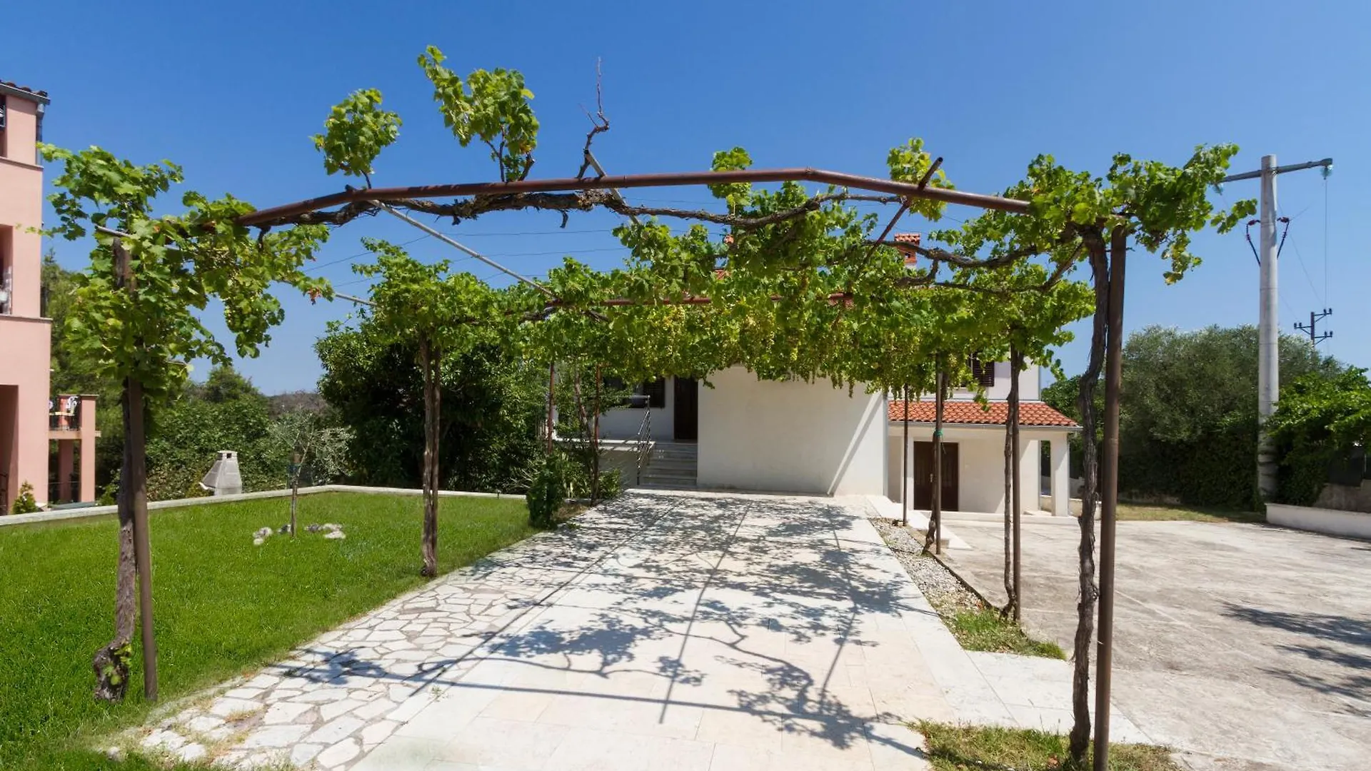 Σπίτι διακοπών Villa Loredana, A Warm And Sunny Villa Close To The Beach Vinkuran
