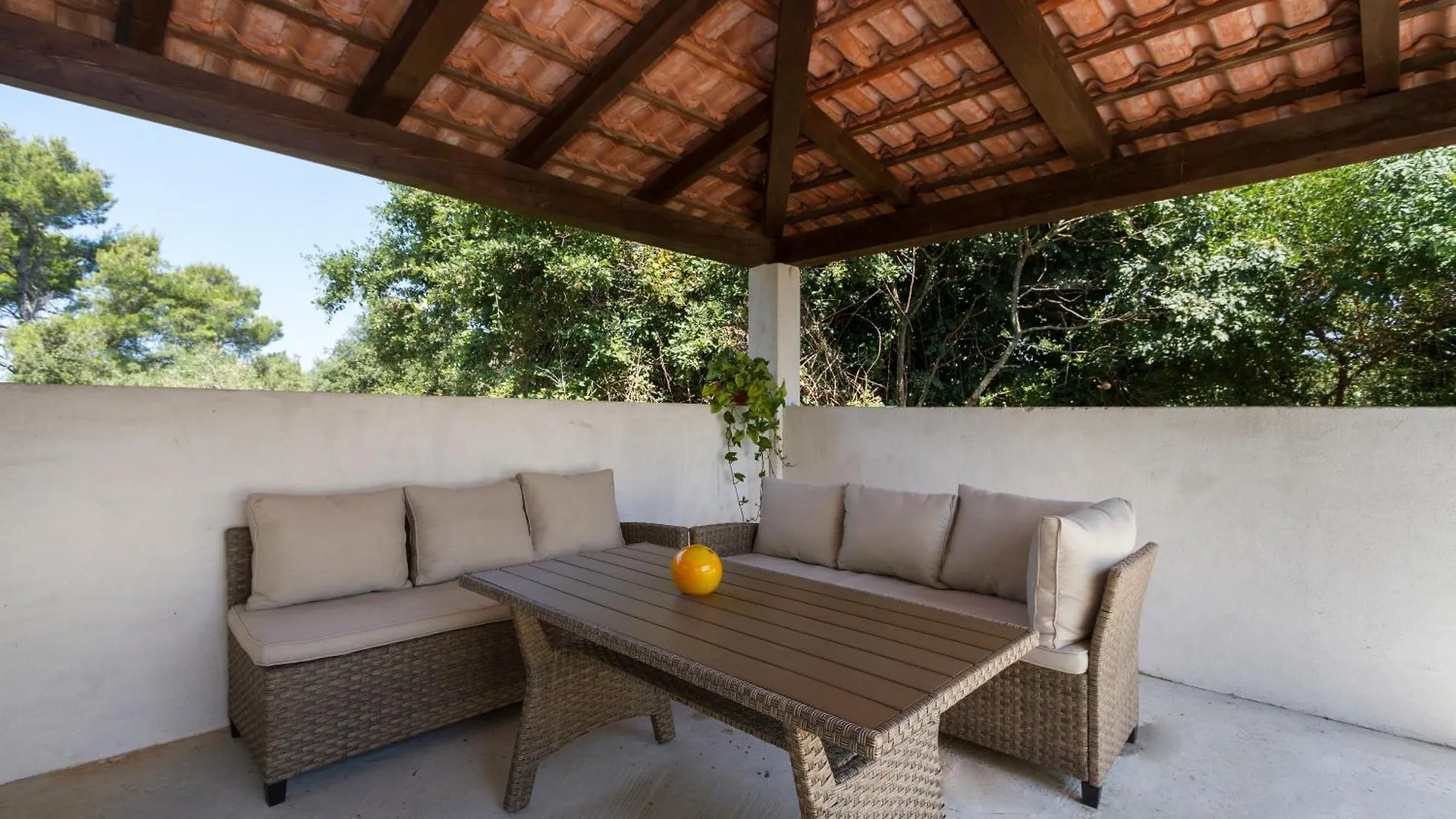 Villa Loredana, A Warm And Sunny Villa Close To The Beach Vinkuran 0*,